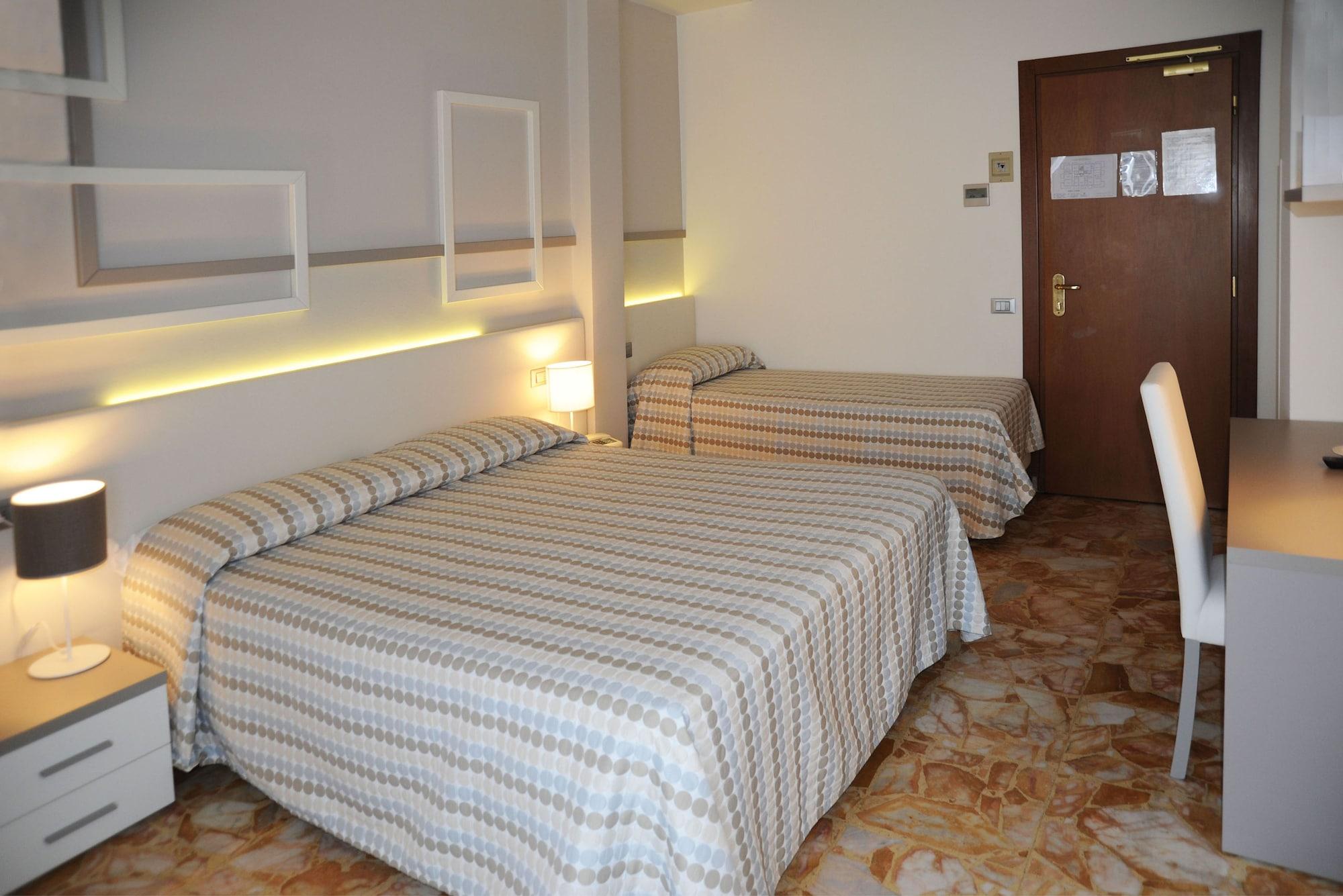 Garden Hotel 3*